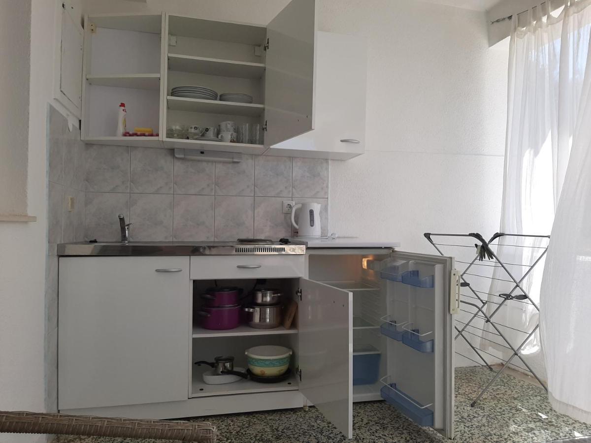 Apartma Bratus