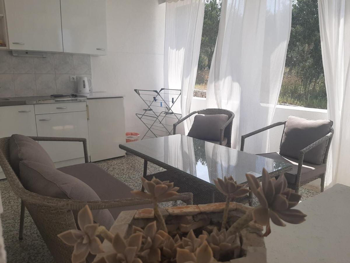 Apartman Bratus *