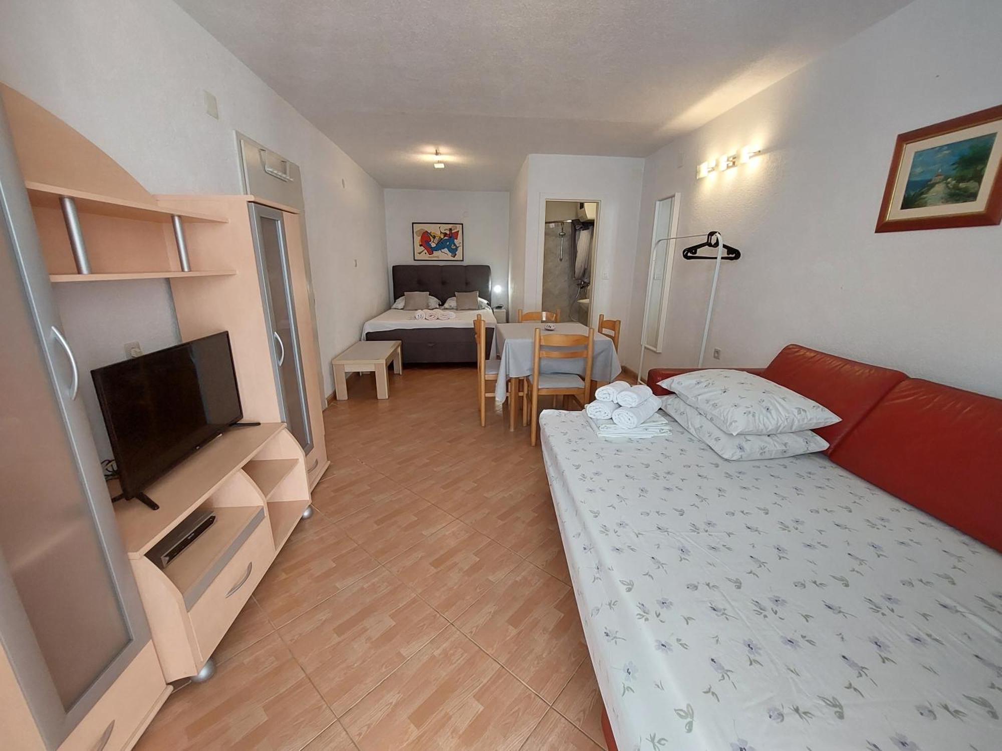 Apartman Bratus *