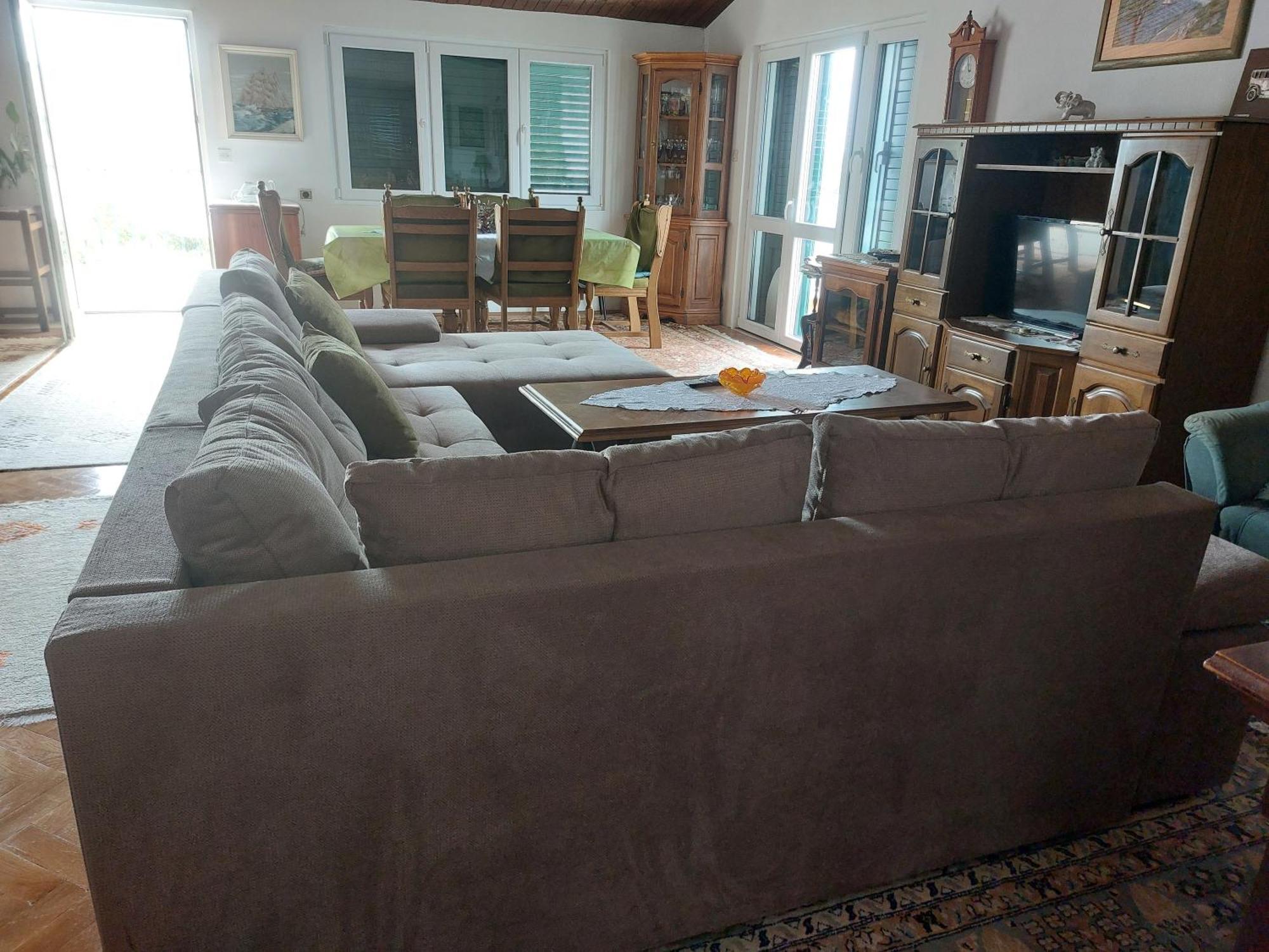 Bratus Apartman